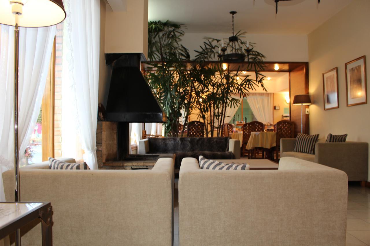 Hosteria Angelina Esquel Ngoại thất bức ảnh
